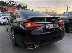 لێکزس ES